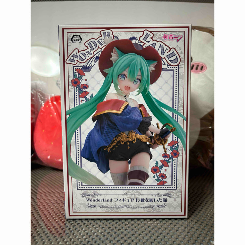 [Prize Item] Unopened / Hatsune Miku Wonderland (wearing rain boots)...