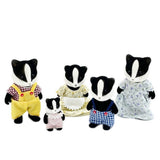 Sylvanian Families Badger Family 5-Piece Set (Dolls)...