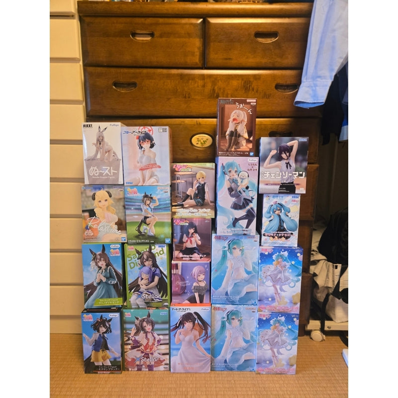 Popular anime girl prize figures featuring Uma Musume, Frieren, Hatsune Miku, and more...