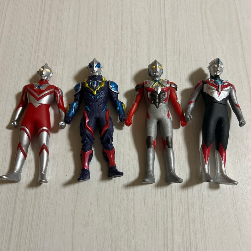 Ultraman soft vinyl figures (set of 4)