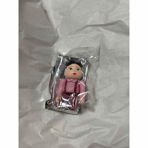 BE@RBRICK Bearbrick Series 50 Figure Squid Game