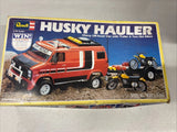 Revell Husky Hauler Chevy Off Road With Trailer 1/25 Scale Light Damage Model