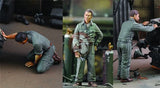Royal Model 1/35 Workshop Mechanics in Overalls WWII - Modern (3 Figures) 590 Model