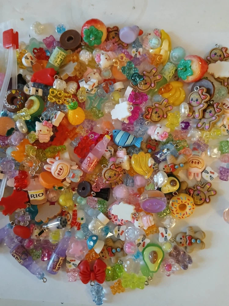 25 pcs Random Charms and Beads Charms