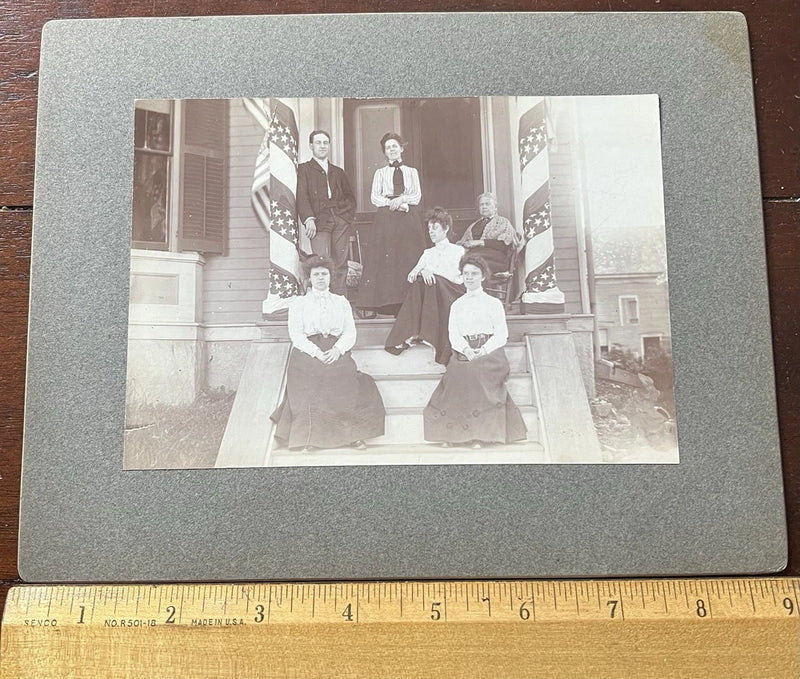 Photo on Board 6 ADULTS ON FRONT STEPS, COLUMNS PATRIOTIC STARS & STRIPES Model