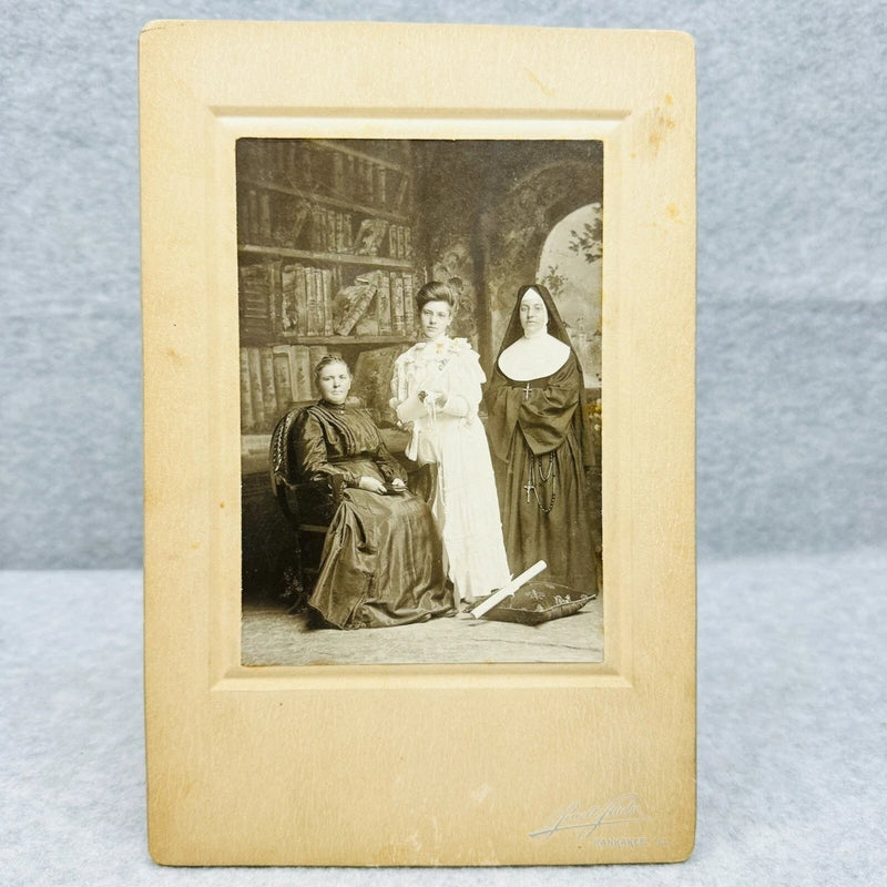 Catholic Nun in Habit w Mother and Sister Kankakee Illinois Board Mounted Photo Model