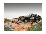 American Diorama AD43002 1/43 "4X4 Mechanics" 2 Piece Diecast Figure Model