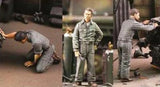 1:32 Scale WWII Workshop Crew Resin Model Kit Mechanics and Engineers Figures Model