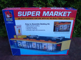 Model Railroad Building Kit (Super Market) HO scale by Life-Like #433-1330 NEW Model