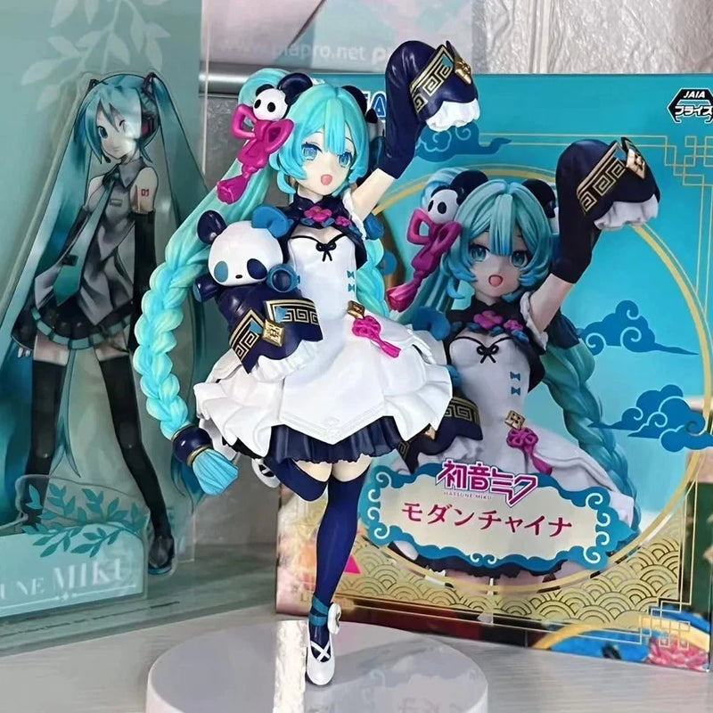 Hatsune Miku Desktop Cute Action Figure 18cm Neko T-Shirt Ver. Anime Figurine Model