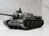 1/35 Soviet SU-85M + crew . Dragon Model. Model has been  assembled and airbrush Model