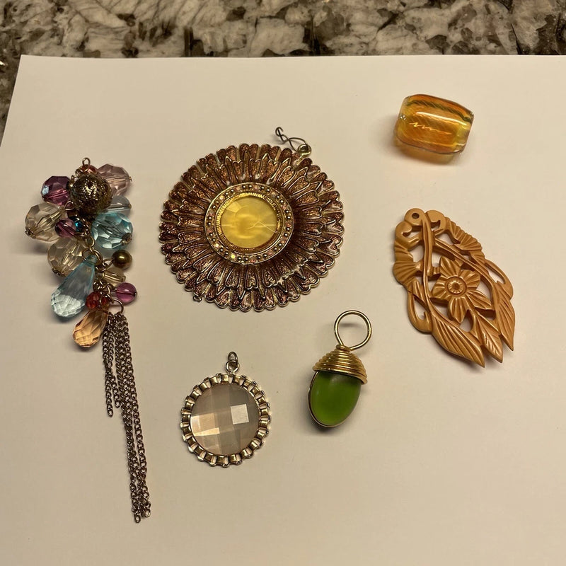 Lot Of 8 Costume Pendants  Charms - Jewelry Fixings Lot For Crafting Charms