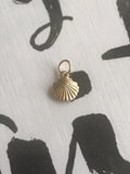14k Solid Yellow Gold Real Gold Scallop Sea Shell Charm Pendant Charms