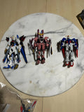 Gundam model kit lot of 7, 1/100 and 1/144 Model