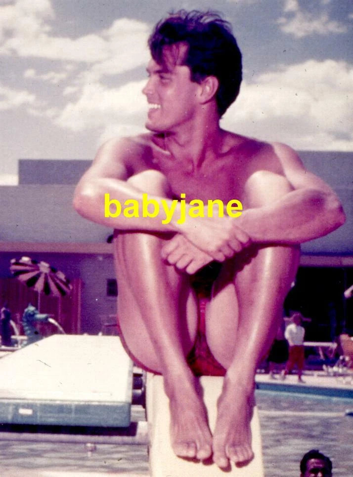 038 JEFFREY HUNTER BARECHESTED IN BATHING SUIT ON DIVING BOARD BEEFCAKE PHOTO Model
