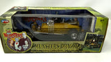 The Munsters DRAGULA Gold Coffin Diecast Model Car 1:18 JOYRIDE Model