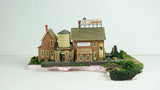 HO Scale Diorama Rusty's Welding Supply Co. Built Commerical Kit w/ Figures Model