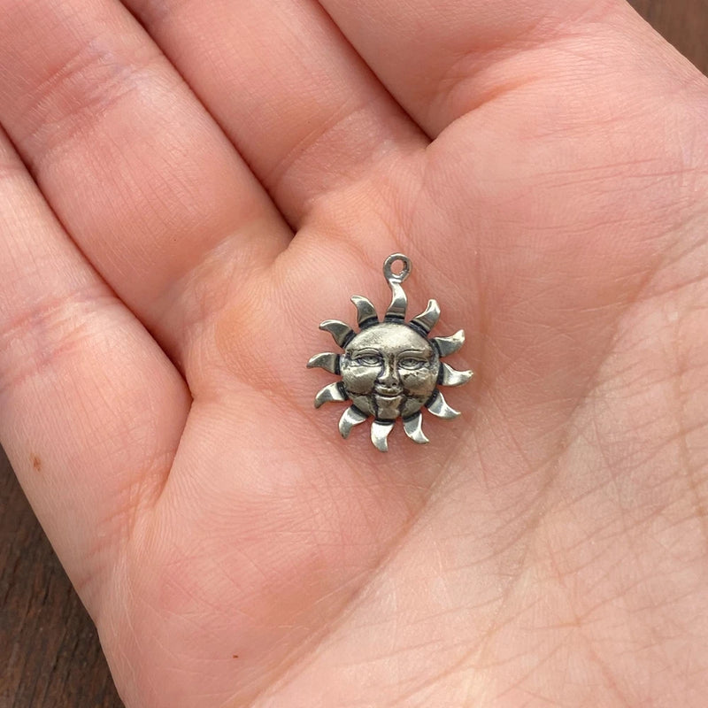 Vintage 925 Sterling Silver Smiling Sun Face Celestial Pendant Bracelet Charm Charms
