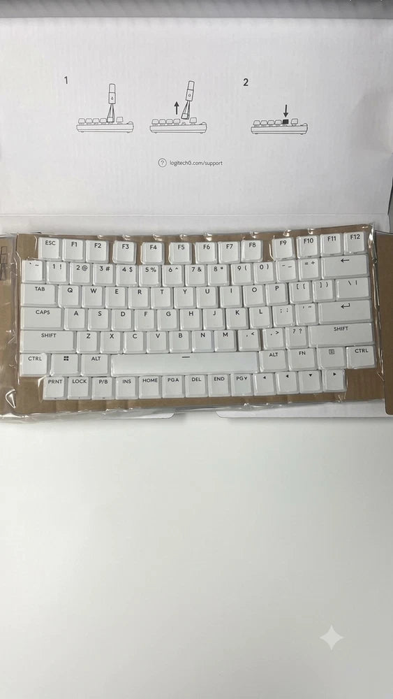 Logitech Replacement Kaycaps & Key Puller White Model