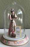 NIB Avon Mrs. Albee Award Mini FIGURINE 2004 Miniature 3.5 in w/Dome Display Model