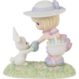 Precious Moments 239023 I Find You Egg-straordinary Figurine 5.25" Model