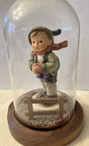 HUMMEL GOEBEL Figurine Collectors Club "IT'S COLD" 1981 w Display /Domed/ Stand Model