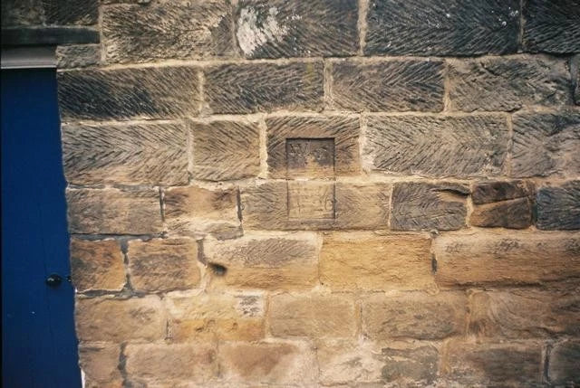 Photo 6x4 Whitby Sanitary Board marker on wall of Arundel House, Southend c2008 Model