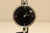 VINTAGE BEAUTIFUL UNBRANDED SWISS SOLID SILVER LADIES WATCH BRACELET/BLACK DIAL Model