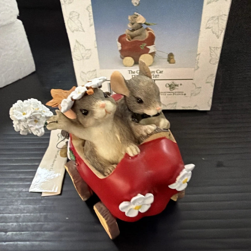 CHARMING TAILS The Get Away Car Wedding Series Just Married Fitz & Floyd, Boxed Model