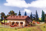 N Scale Buildings - 47719 - N Horse stable with horses - Kit Model