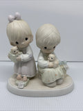 Precious Moment To A Very Special Sister 528633 1993 Model