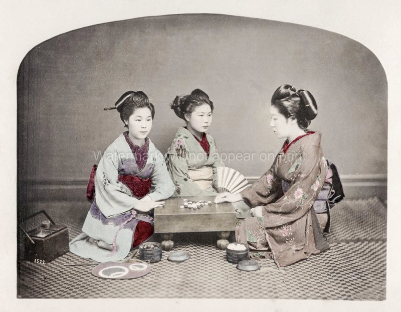 Young Japanese Women Playing Go Board Game Kimono Geisha Vtg. Photo 19thC. Model
