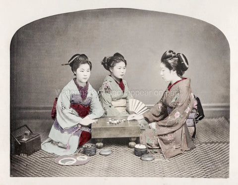Young Japanese Women Playing Go Board Game Kimono Geisha Vtg. Photo 19thC. Model