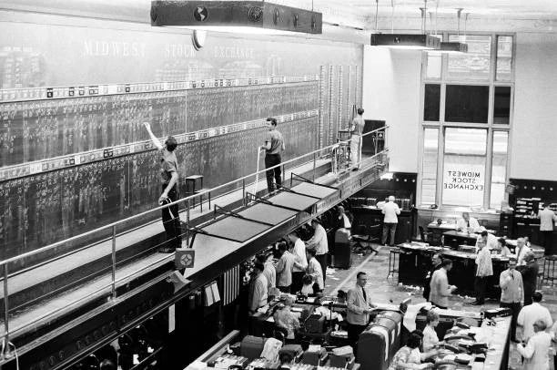 Board Markers Marking Board As Ticker Tape Runs Behind At Midwest - Old Photo Model