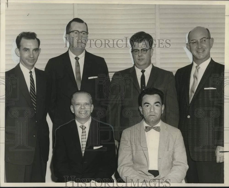 1961 Press Photo Dr. M.K. Gaupp, president, Board of Commissioners, St. Charles Model