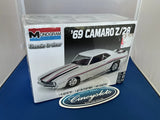 Monogram '69 Camaro Z/28 Model Car Kit 2220 1:24 Scale New Model