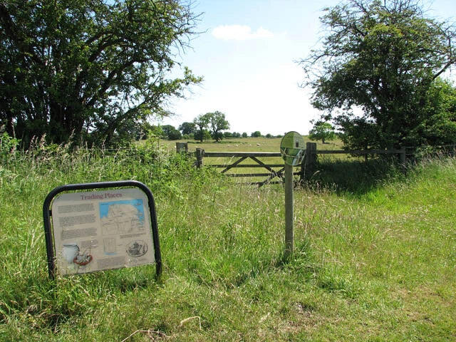 Photo 6x4 Venta Icenorum - information board Caistor St Edmund Before the c2009 Model