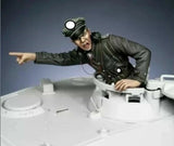 1/35 Resin Figure Model Kit German Soldier Tank Crew Officer Tanker WW2 Unpaint Model