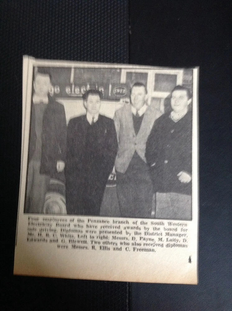 64-5 1965 Picture Penzance South Western Electricity Board D Payne M Laity Model
