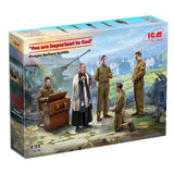 You are important to God Prayer before battle 1:35 Plastic Model figure ICM35616 Model