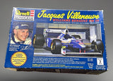 Revell Monogram Jacques Villeneuve Williams Renault FW19 1:24 Model Kit Model