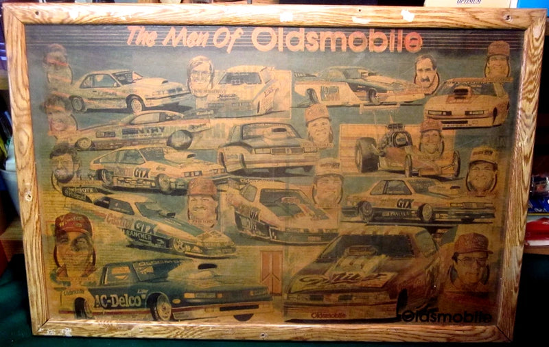 VINTAGE Wooden Poster Board "The Men" of OLDSMOBILE RACE CAR Drivers Line Up. Model