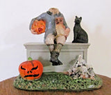 Lemax Spooky Town Figurine - Lost His Head #32195 Model