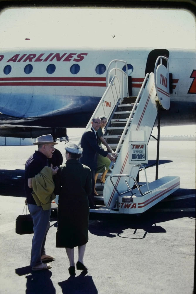 PASSENGERS BOARDING TWA AIRLINES 1960 PHOTO SLIDE Model