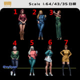 1/64 1/43 1/35 Miniatures Street Selfie Beauty Girl Scene Figures Model For Cars Model