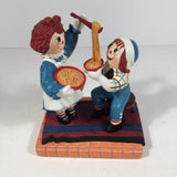 2000 Raggedy Ann & Andy Figurine Danbury Mint "Home Cookin" Model