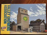 VALLEY GROWERS STEEL GRAIN ELEVATOR & STORAGE?N Scale PLASTIC KIT 933-3251 - NEW Model