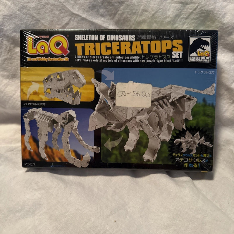 LaQ Skelton on Dinosaurs Triceratops Japan Art Hobby Construction Kit NEW Model