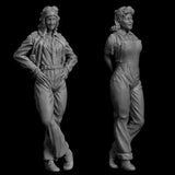 1/32 Resin Model Kit US Woman Pilot and Mechanic 2 Figures Unassembled Unpainted Model