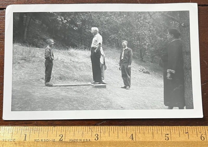 Photo, Child Men and Woman, Child on Thin Board, Labele 1952 Org Crazy House Model